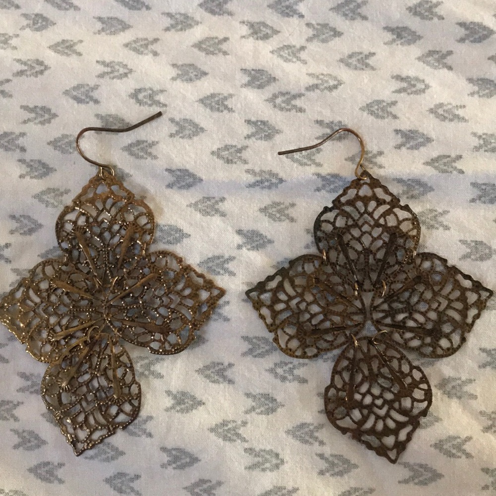 Flower earrings